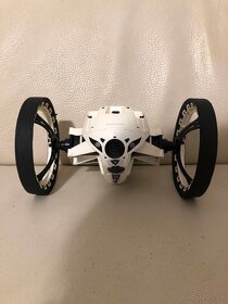 Parrot Jumping Sumo Drone - 4