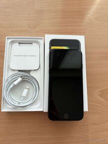 iPhone SE 2022 64GB - 4