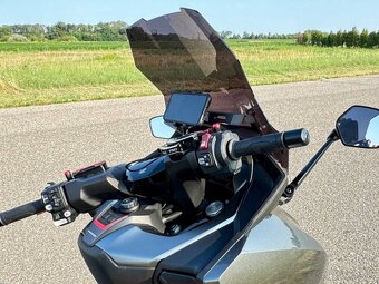 Honda Forza NSS 750 2023 – výkonný skúter v top stave - 4