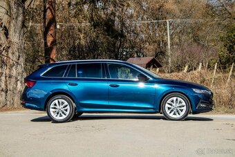 Škoda Octavia Combi 2.0 TDI SCR Style DSG / Modrá - 4