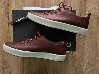 ECCO SOFT 8 W - 4