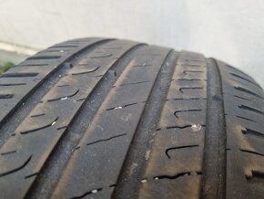 Barum Bravuris 5 215/55 R17 V letné - 4