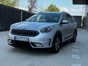 Kia Niro Hybrid Platinum - 4