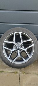 Elektróny 5x114,3 R17 a pneu 225/45 R17 Kia - 4