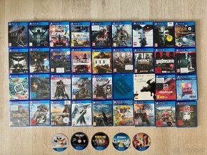 PREDAM PLAYSTATION 4 PRO + PS VR + 2 OVLADAČE + HRY - 4