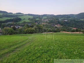 Stavebný pozemok s krásnym výhľadom nad obcou Zubák - 4