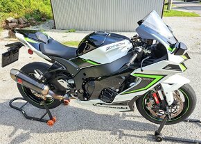 Kawasaki ZX-10r - 4