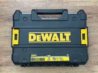 18V Aku vrtacka DeWalt DCD791 - 4