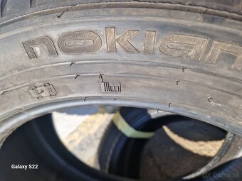 285/45/ R19 111Y XL Nokian - 4