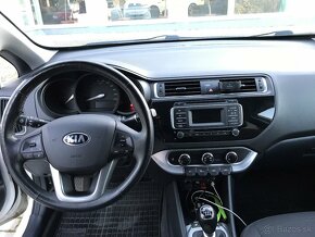 Kia Rio 1,4 CVVT sedan - 4