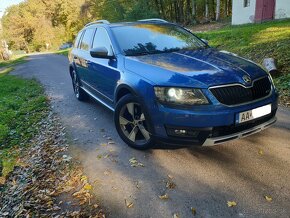 Škoda Octavia Scout 2,0 TDi DSG bixenon,ťažné, SK auto - 4