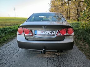 Honda Civic sedan 1.8 I-VTEC - 4