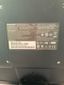 Monitor FILIPS - 4