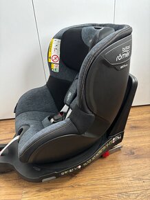 Britax Romer Dualfix M i-size - 4