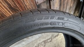 PNEU MICHELIN PILOT SUPER SPORT 225 40 ZR18 88Y - 4