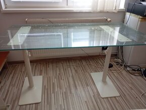 Predam skleneny stol - 4