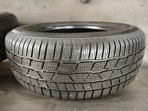 Predám 4ks zimných pneu Continental 215/60 R16 7.4mm - 4