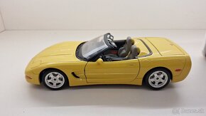 1:18 CHEVROLET CORVETTE  C5 - 4