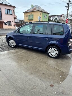 Vw touran 2.0tdi 103kw dsg - 4