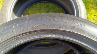 235/45 R18 98Y - 4