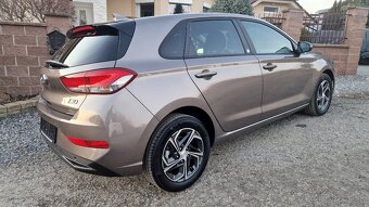 Hyundai i30 1,5 GDi 117kW Edícia 30, 12700km - 4