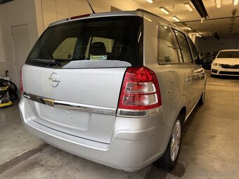 OPEL ZAFIRA 1.9 CDTI 88kW 7 MÍST - 4