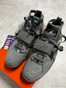 Corteiz x Nike Air Huarache - Gully Grey - 4