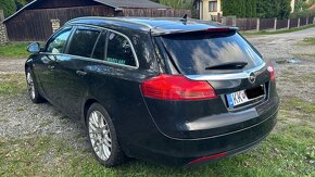 Opel insignia Sport Tourer - 4