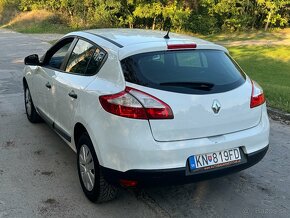 Renault Megane 1.6 16v 2011 Authentigue - 4