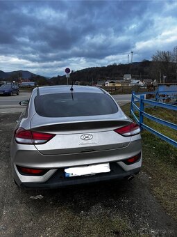 Hyundai i30 fastback - 4