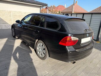 Bmw 318D Touring - 4