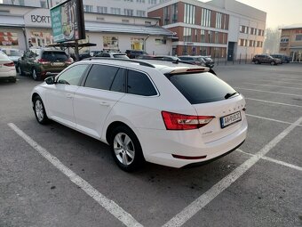 Škoda Superb combi 2.0 TDi - 4