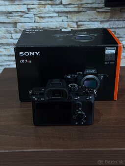 Sony Alpha a7Riii(a) - 4