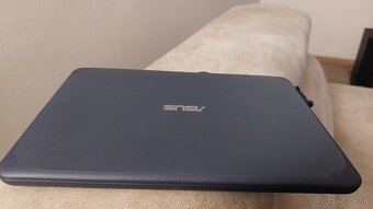 ASUS Vivobook W202NA-GJ0053R - 4