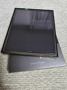 Predám Samsung Galaxy Fold 4 - 4