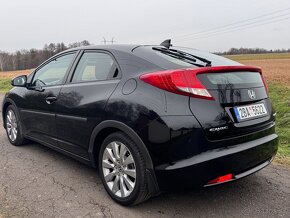 Honda Civic 2.2i-DTEC 110KW r.v 9/2013 naj 134tkm Výbava: Mu - 4