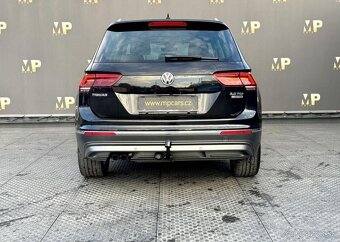 Volkswagen Tiguan 2.0 TDi Highline 4Motion DSG automat - 4