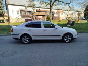 Škoda Octavia 2 1.6 fsi - 4