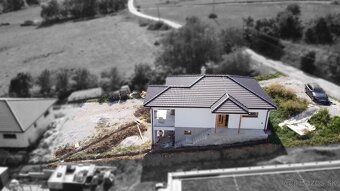 BEDES | Rod. domu - holodom, 128m2, pozemok 523m2, pivnica - 4