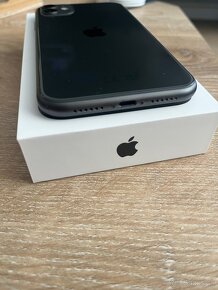 Apple Iphone 11 black 128gb - 4