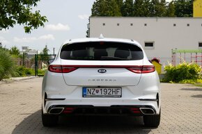 Kia ProCeed 1.6 T-GDi GT A/T - 4