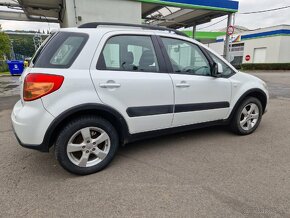 Predám Suzuki SX4 1.6 benzín 88 KW 4WD r.v.2012 - 4