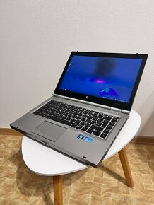 Notebook 14" HP.Intel i5-3320M 2x2,60GHz.8gb ram.120gb SSD - 4