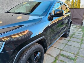 Jeep Grand Cherokee WK2 - 4