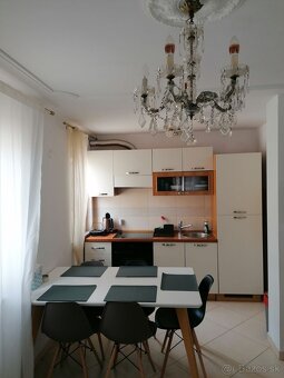 CHORVÁTSKO, Predám 4hviezdičkový mezonetový 4+kk apartmán - 4