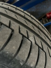 Letné pneumatiky na diskoch originál Ford 215/50 R 17 - 4