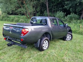 Mitsubishi L200 2.5 DI-D 4X4 UZÁVIERKA 159 700 KM - 4