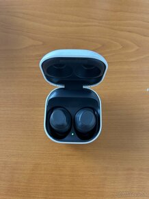 Galaxy Buds FE - 4