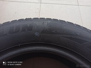 zimne pneu 215/60 R16 - 4