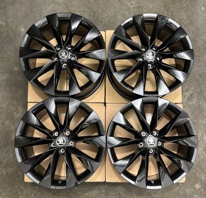 Nepoužité hliníkové disky 5x112 R19 Škoda Crystal Black - 4